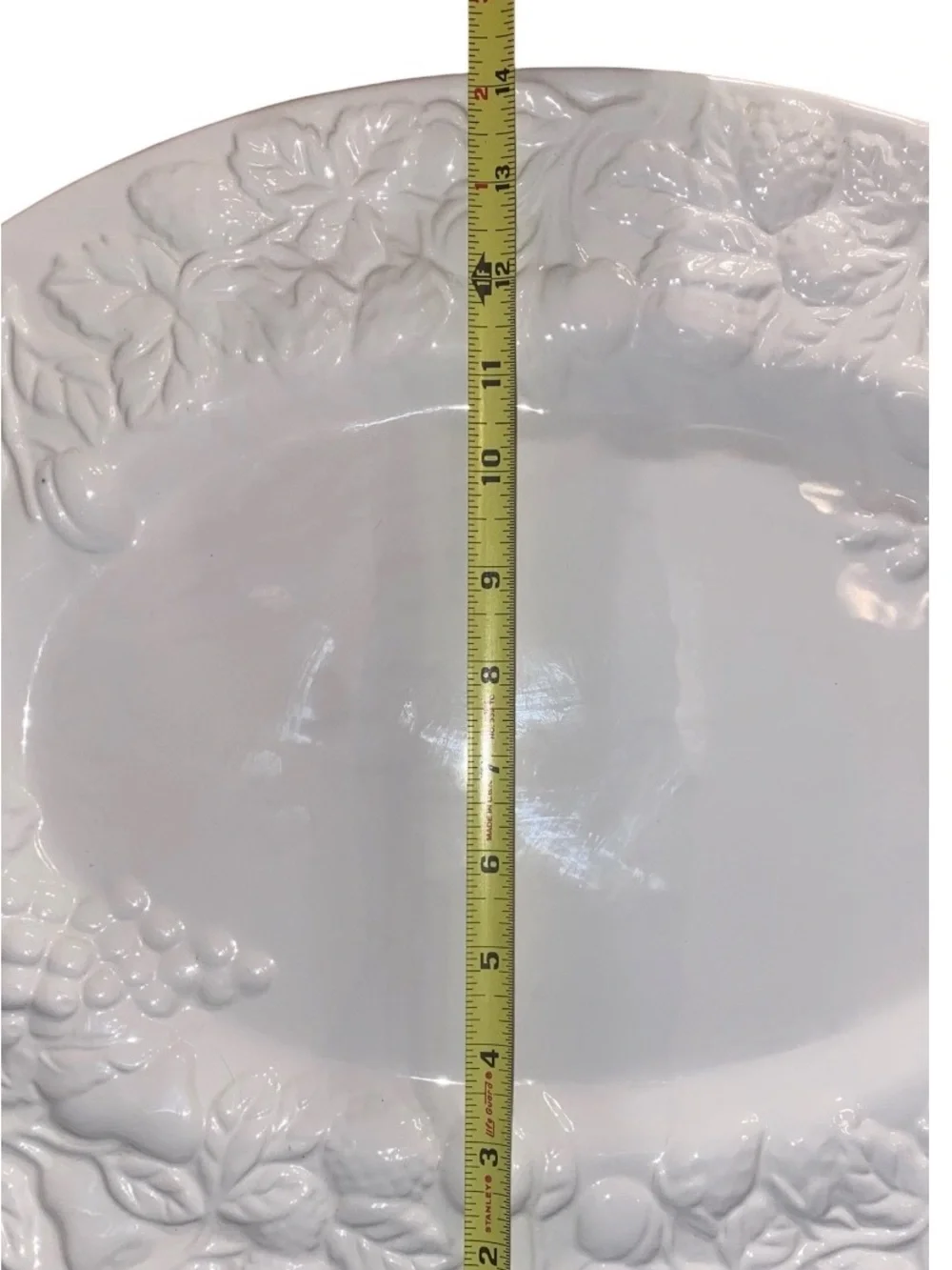 VINTAGE CENTURY Oval Fruit Themed Embossed Elegant Serving Platter White 18”x 14